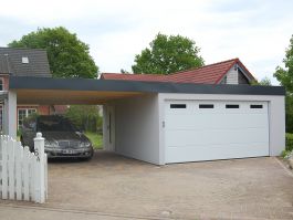 01-Doppelgarage-mit-Carportanbau-Fertiggarage-Multi